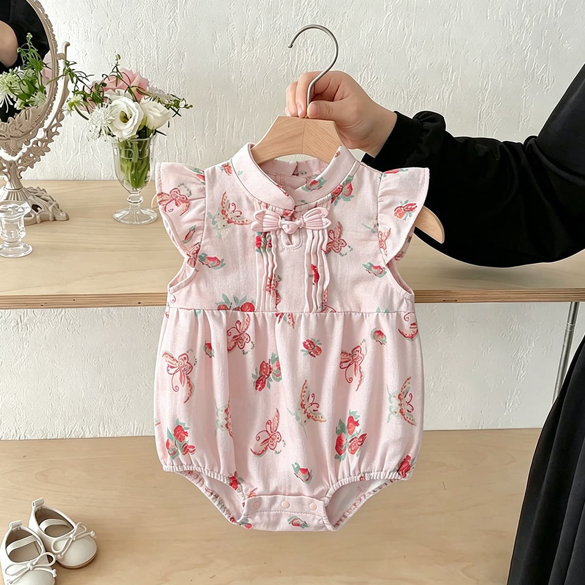 Baby New Chinese Style Stand Collar Frog Button Short Sleeve Bodysuit Summer Cotton Triangle Bodysuit Baby 100 Days Birthday Dress