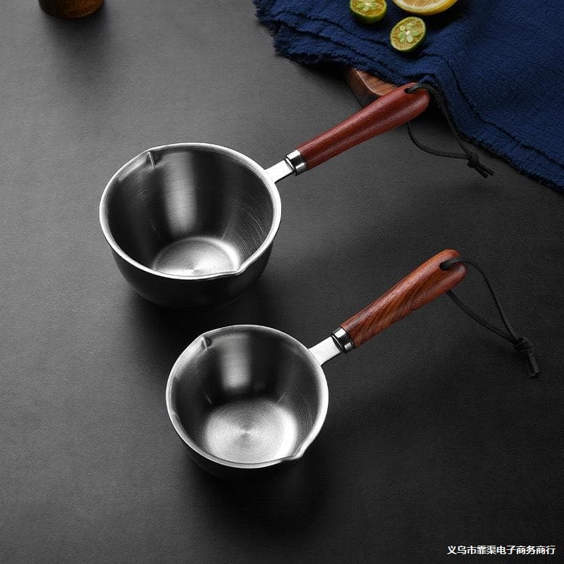 Multifunctional Hot Oil Mini Pot, Stainless Steel Small Oil Heating and Pouring Pot, Dedicated Stir-Fry Oil Pouring Small Spoon Tool, Oil Pouring Pot