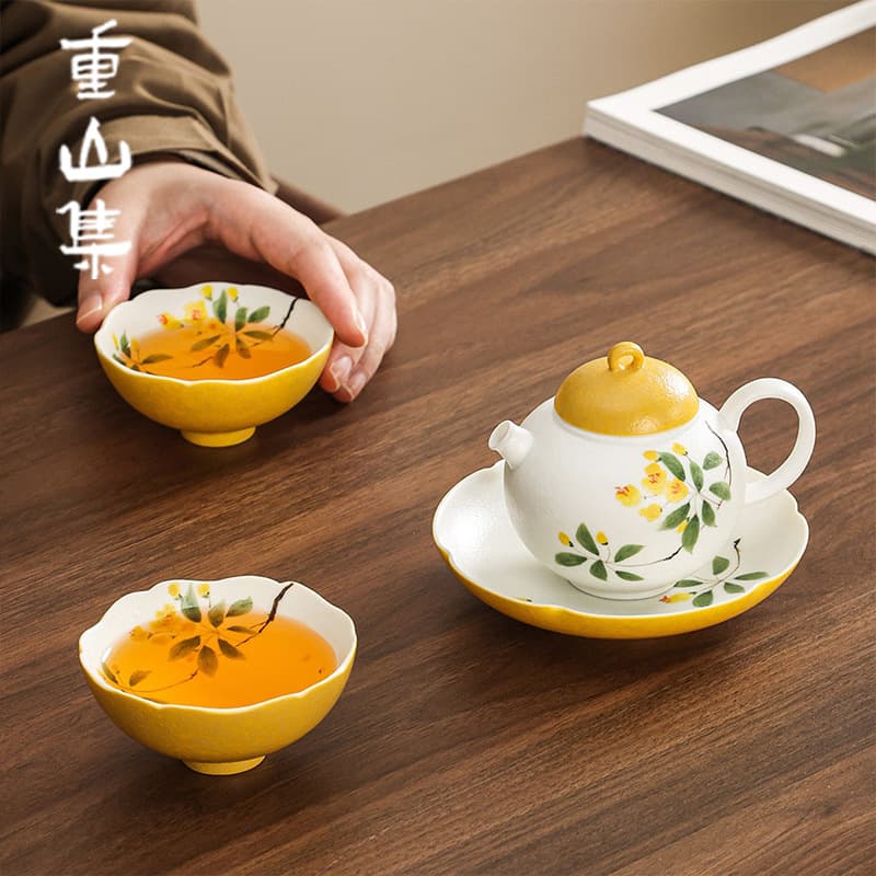 Hand-Painted Osmanthus Tea Pot and Cup Set, Home Ceramic Exquisite Single-Serving Tea Set for Women, Tea Brewing Kit