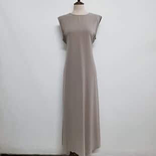 Factory Direct Yiduoduo European and American New Slimming Dress Versatile Fitting Solid Color Inner Wear 251003