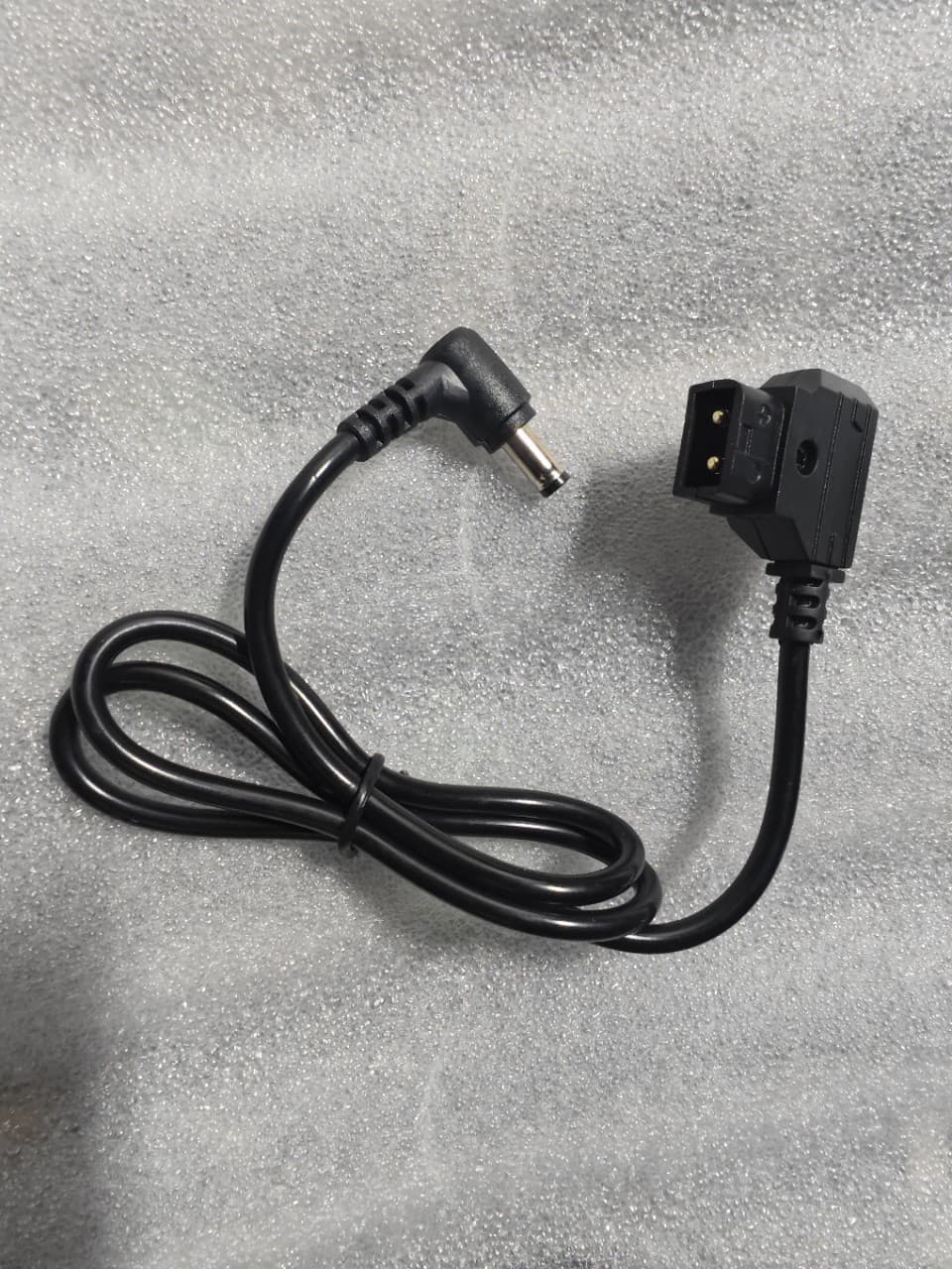 Compatible with Aputure Amaran COB 60d 60x V-Mount Battery D-Tap Cable 100W