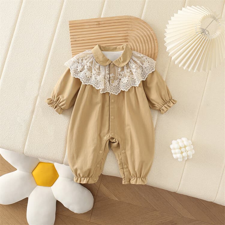 Baby long-sleeved rompers, spring clothes, Korean style lace collar windbreaker jumpsuits, infant and toddler rompers, spring and autumn clothes