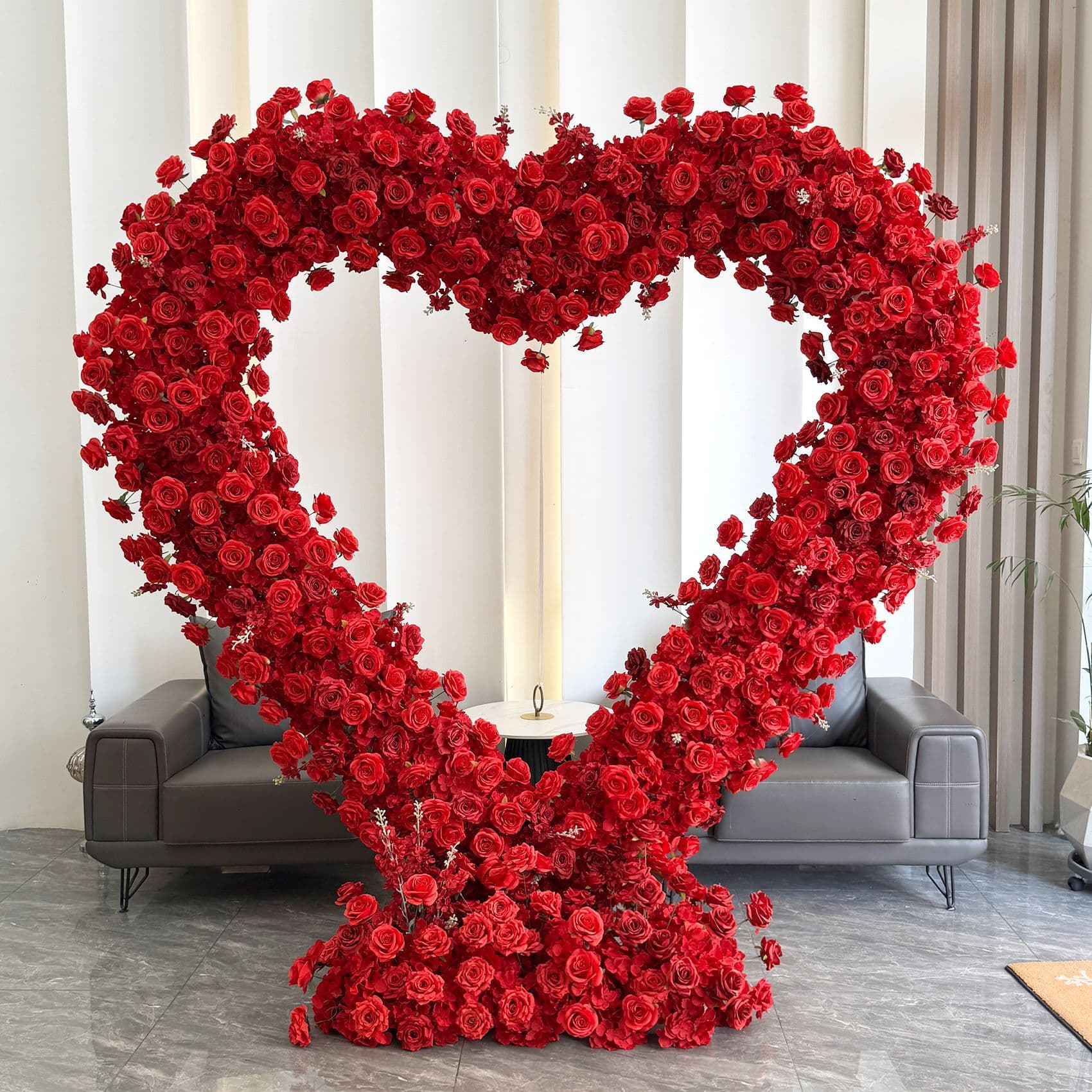 Pati Wedding Decoration Heart-Shaped Floral Arrangement 2m Red Heart-Shaped Bouquet Artificial Flowers Wedding Decoration Props
