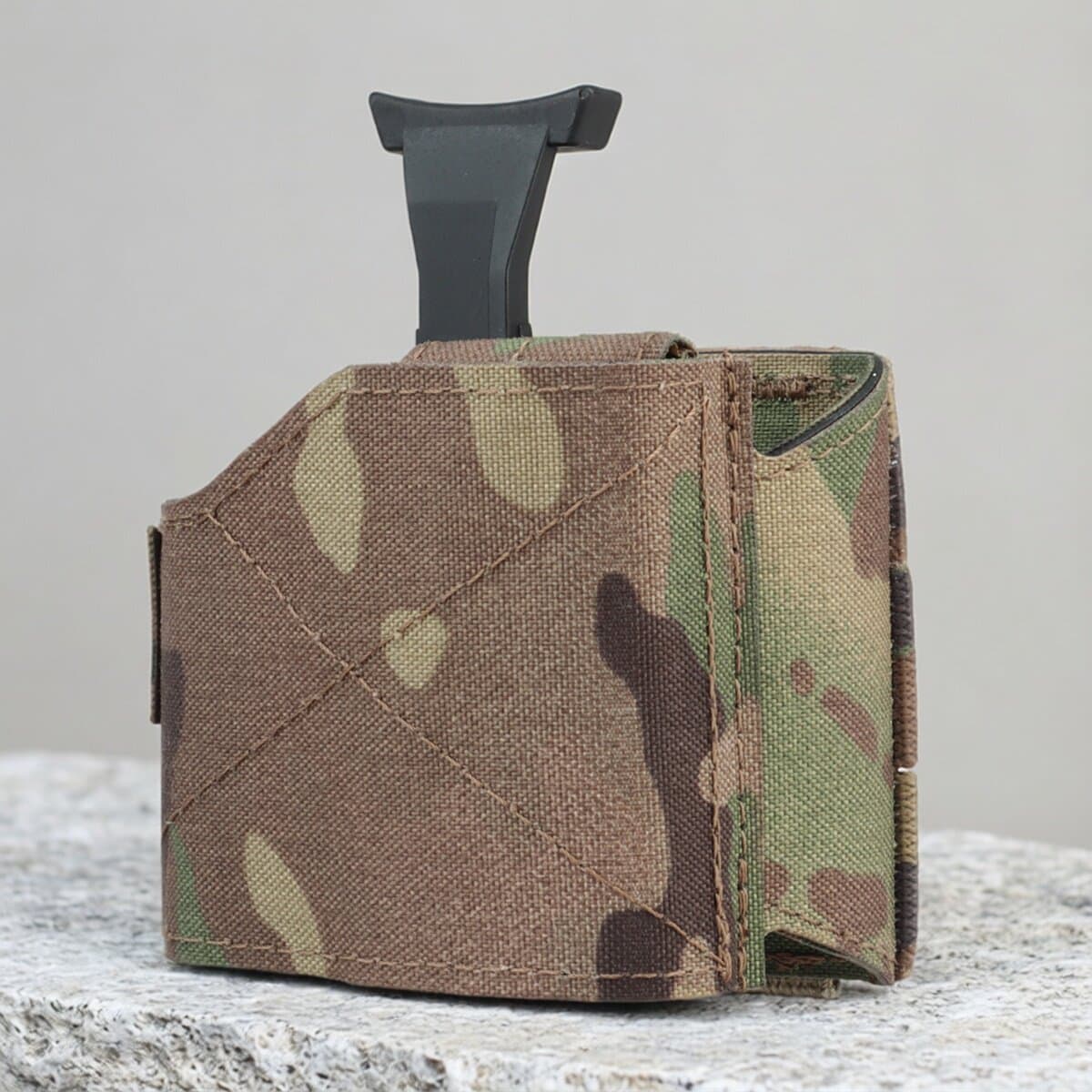 Cross-border Amazon universal tactical nylon multi-functional sleeve MOLLE portable quick-release sleeve multi-adaptive waist hanger