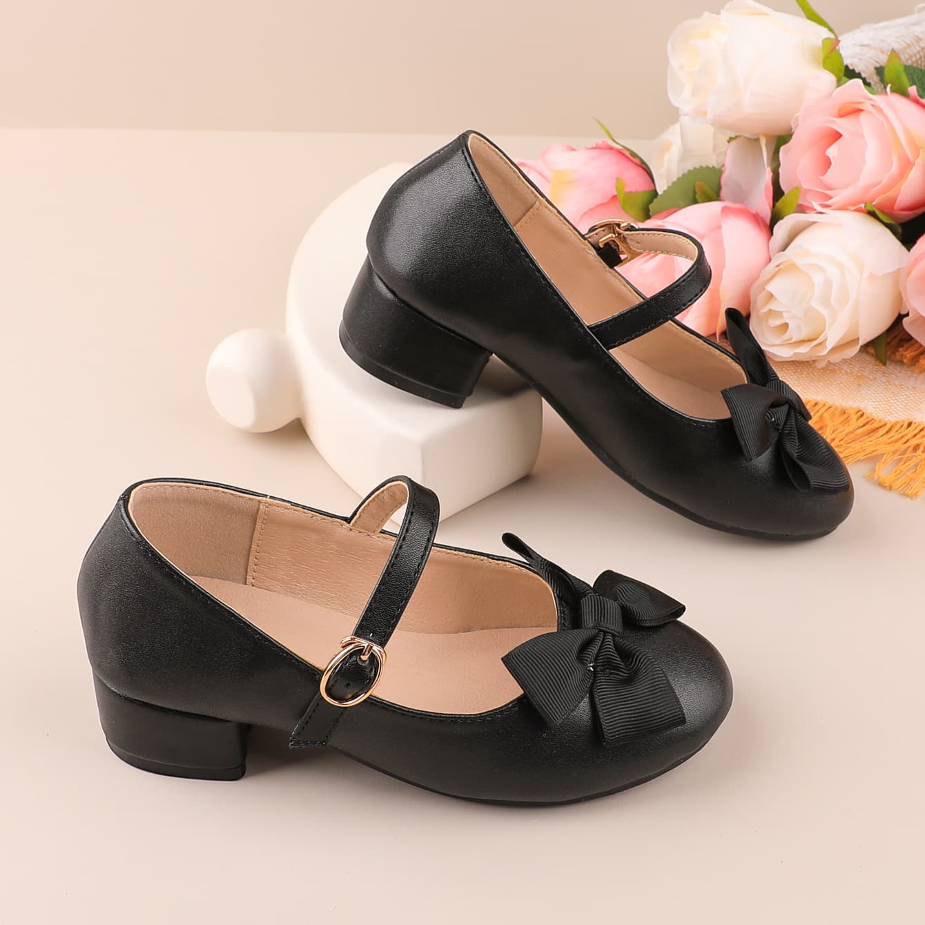 Sweet Lolita Style Black Bow Mary Jane Shoes Round Toe Low Heel Vintage Girl Shoes Factory Direct