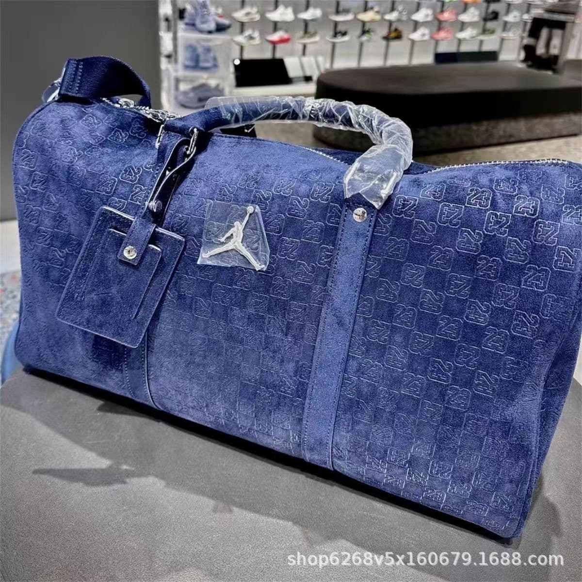 New Cross-Border Trendy AJ Vintage Checkerboard Versatile Gym Bag Large Capacity Shoulder Crossbody Handbag Travel Bag