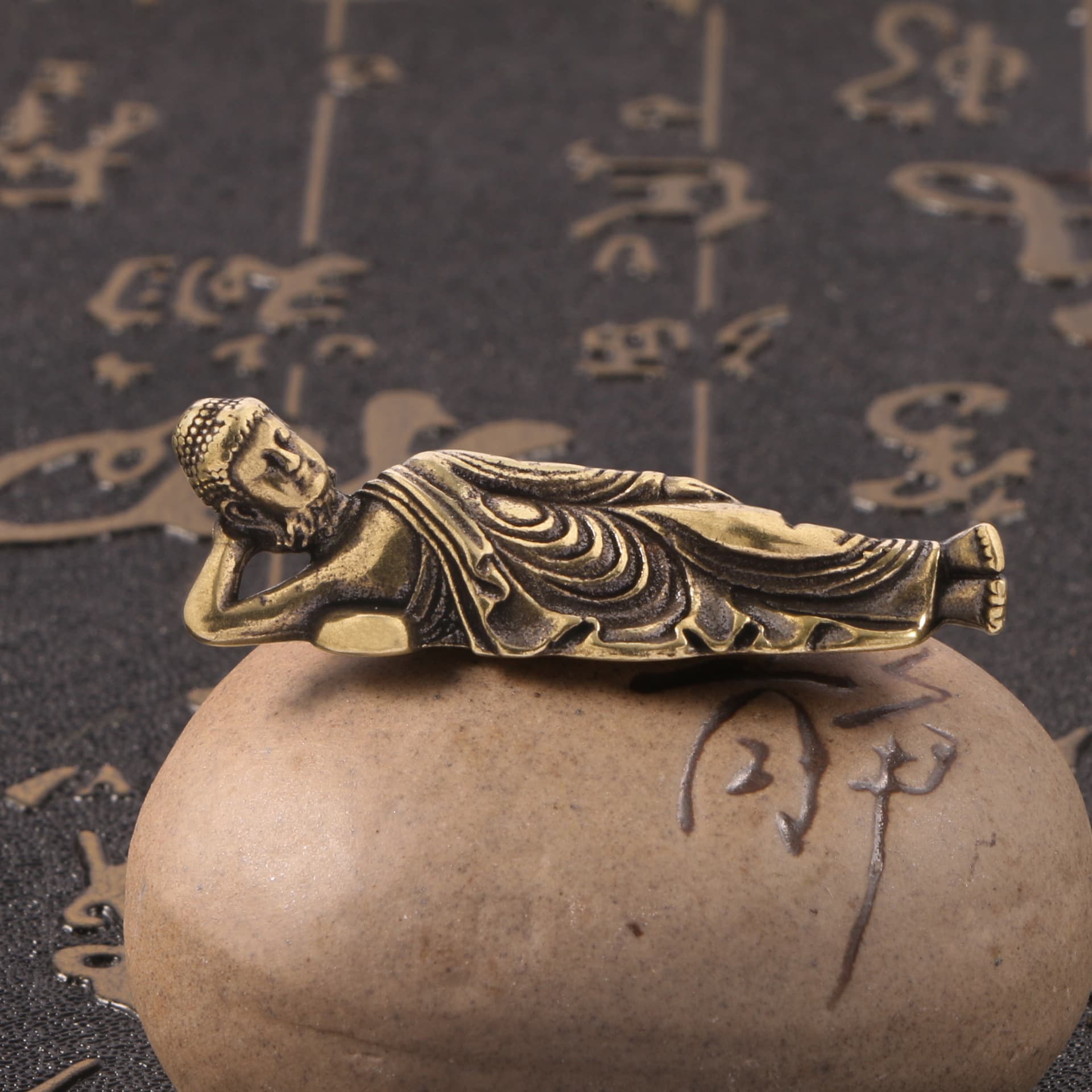 Wholesale Antique Bronze Miniature Figurine Ornaments Vintage Brass Imitation Old Craft Decorative Collectibles