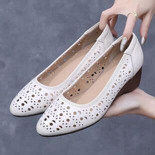 Export Italian Brand Soft Leather Soft Sole Mother Shoes, Hollow Breathable Women's Shoes, Slip-On Anti-Slip Hole Shoes