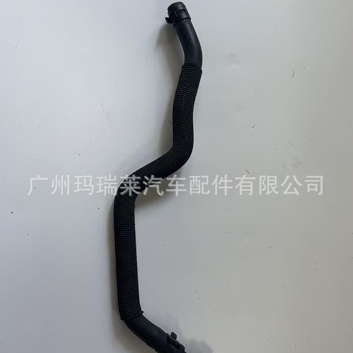 A2742002282 Suitable for Mercedes-Benz cooling system water pipe hose upper water pipe car radiator water pipe
