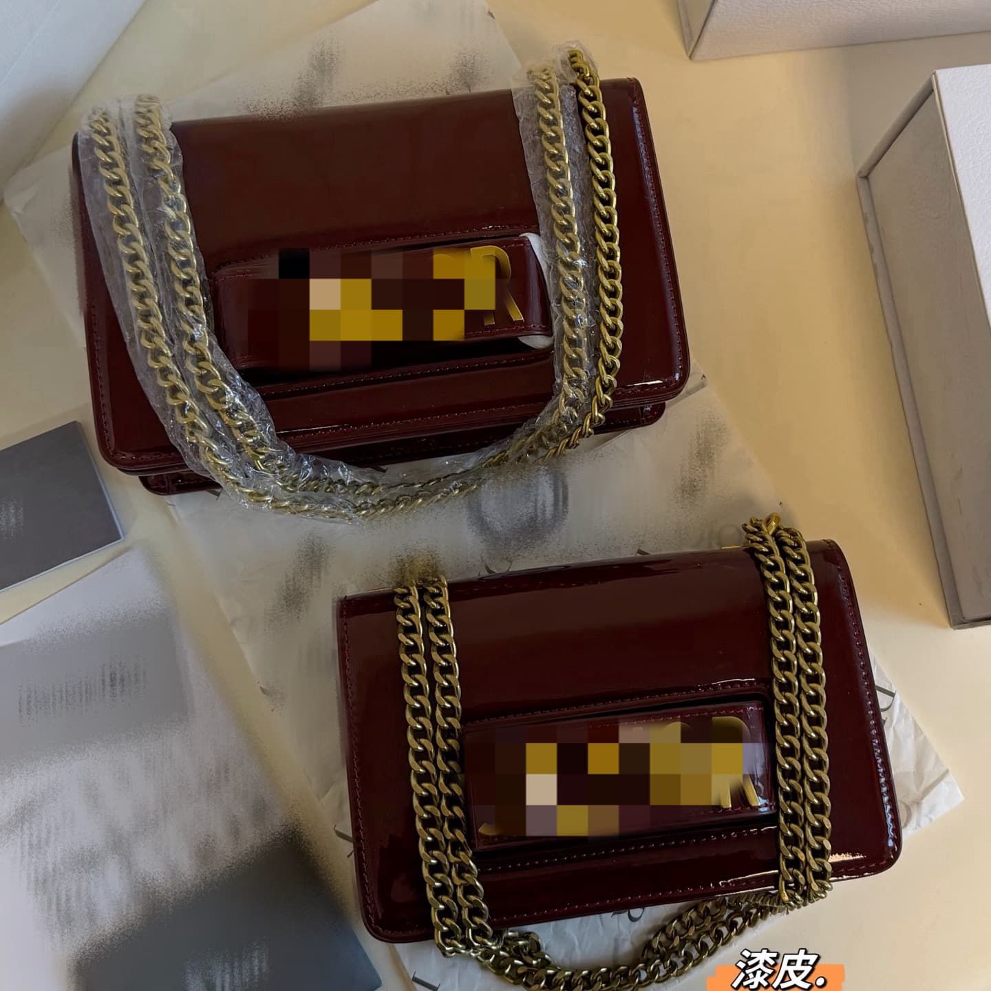 D's 2026 Spring New Patent Leather Shoulder Bag Hand Bags Textured Tote Crossbody Chain Bag Women's Bag