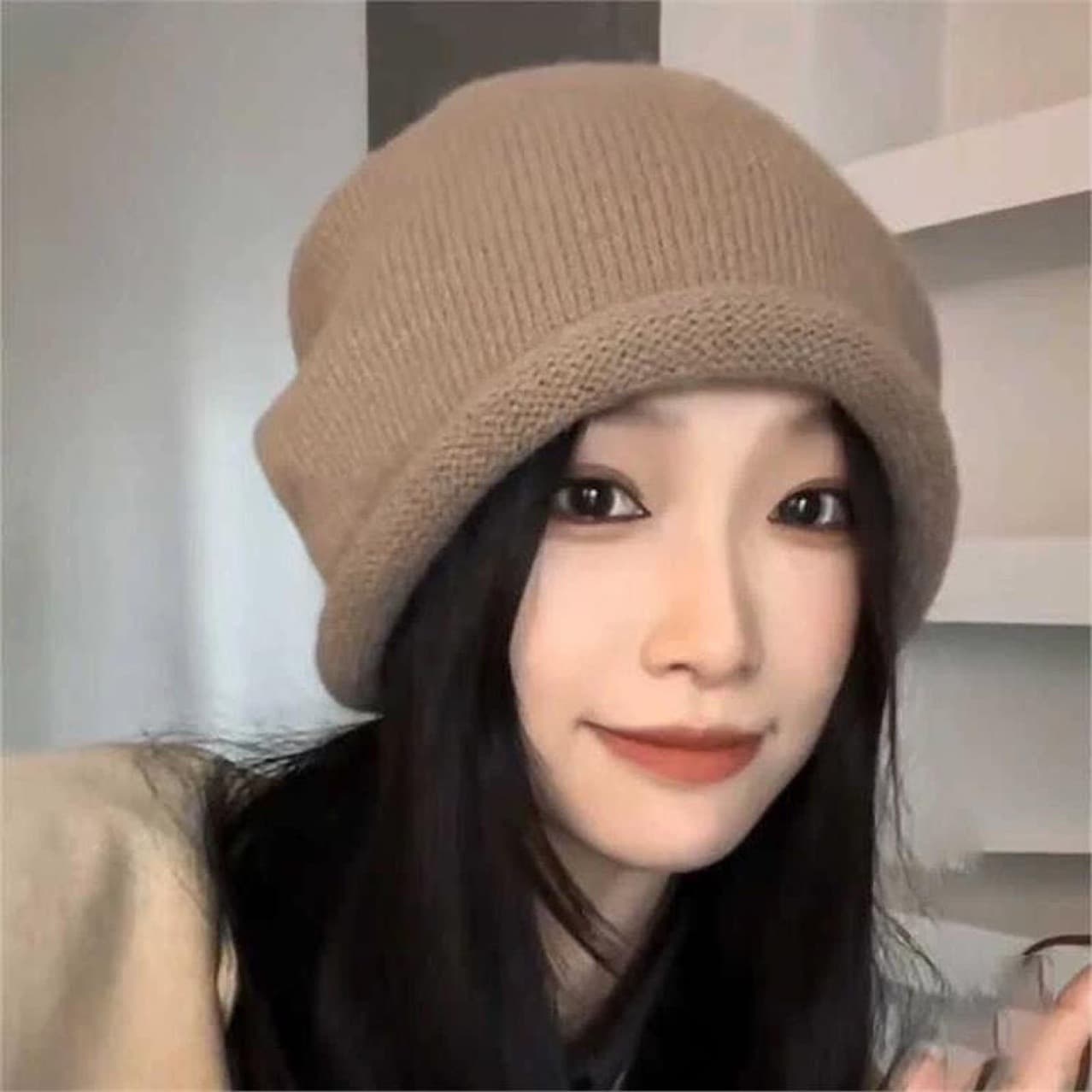 Autumn Winter Hat with Built-in Wig, Short Hair Style, Face Slimming, Beanie Knit Hat, Versatile Drawstring Cold Cap