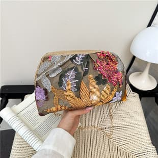 Embroidered Floral Fashion Handbag Large Capacity 2026 Summer New Trendy Women's Design Chain Single Shoulder Bag