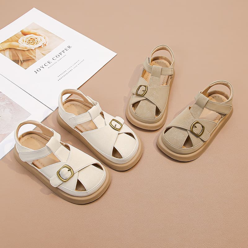 2026 New Summer Children's Beach Vacation Beach Shoes White Casual Baby Roman Shoes Girls Baotou Sandals