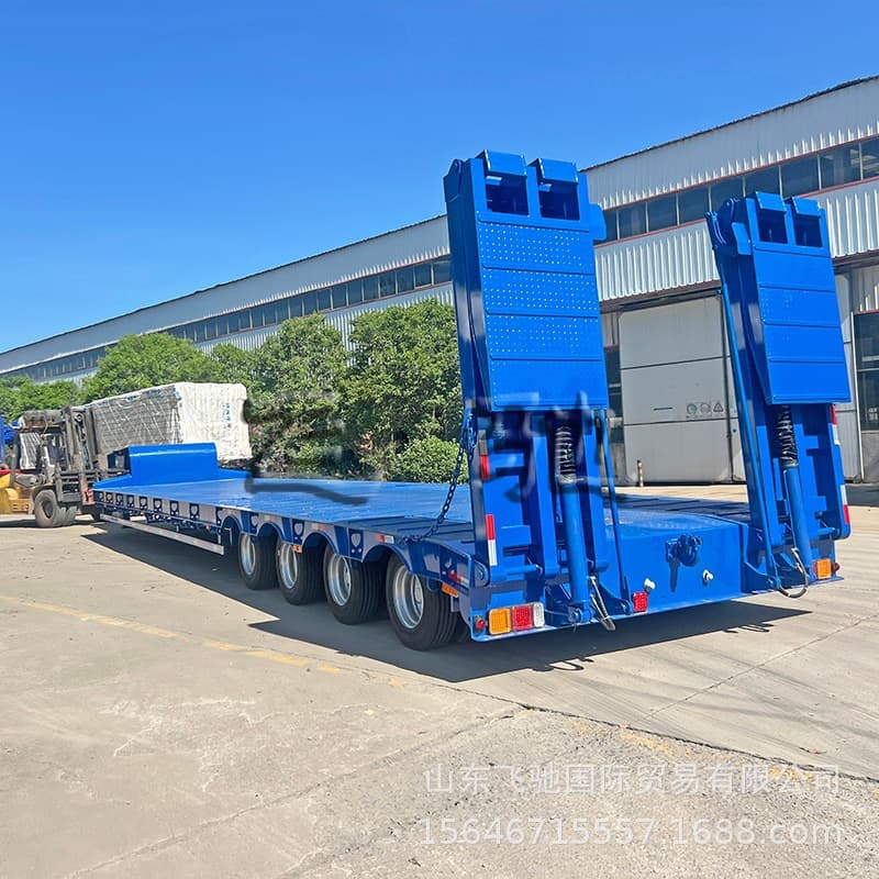 Supply 4-axle low-bed semi-trailer, large goose neck excavator plate semi-trailer, cross-border export hydraulic ladder hook
