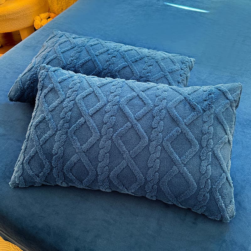 Taffeta pillowcase single flannel pillowcase thickened and warm 48x74cm pillow core liner cover cross-border foreign trade