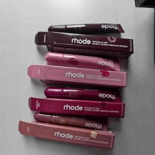 Rhode Hailey Birthday Limited Edition Tinted Lip Gloss Lip Lacquer Water Gloss Lip Plumping Moisturizing Raspberry/Espresso