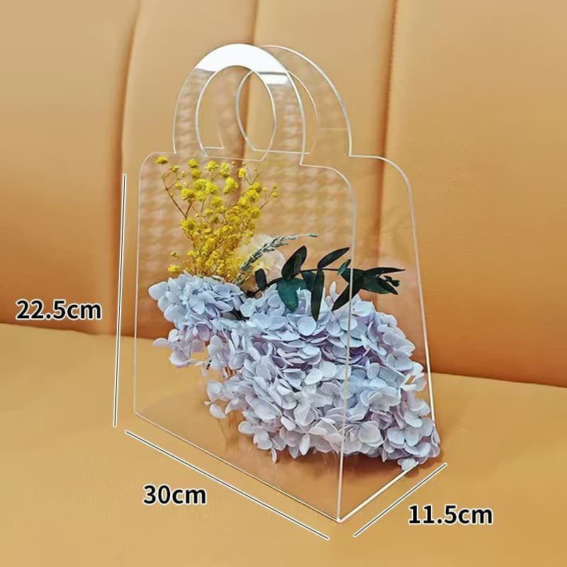 Acrylic Transparent Triangle Handheld Flower Box for Preserved Dried Flowers, Bridesmaid Creative Gift Box, Customizable Logo