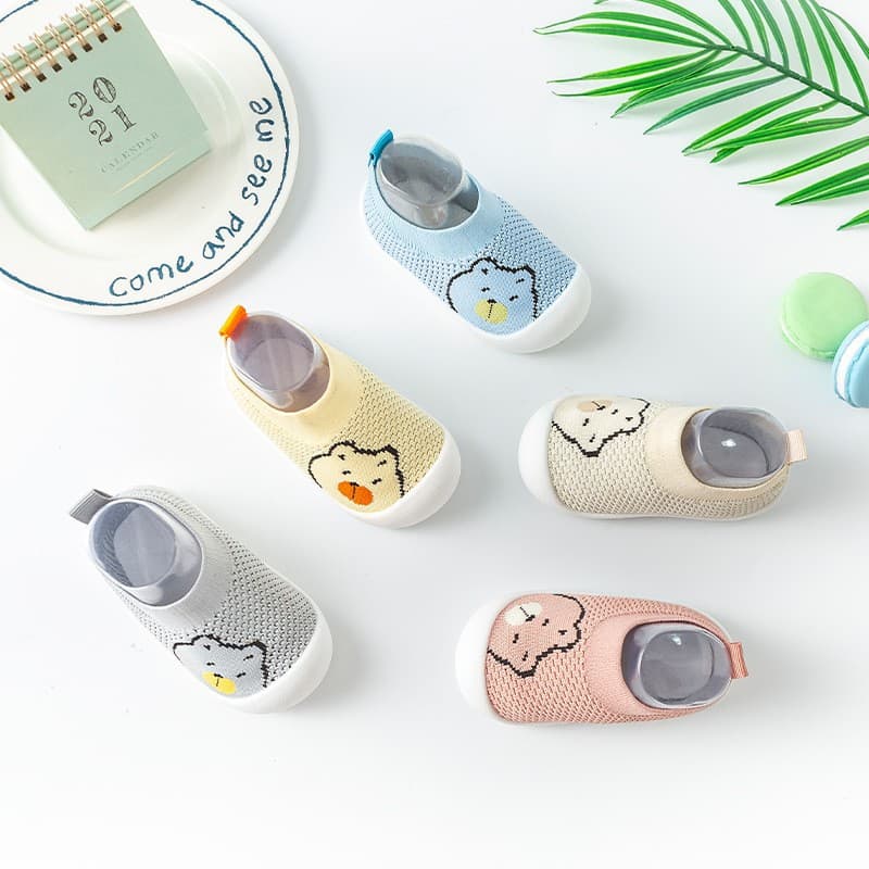 Cross-Border Spring & Fall Baby Toddler Shoes, Baby Shoes, Breathable Non-Slip Soft Soles, Non-Falling Heels, Fly Knitted Socks, 1-Year-Old and 2-Year-Old Children's Shoes