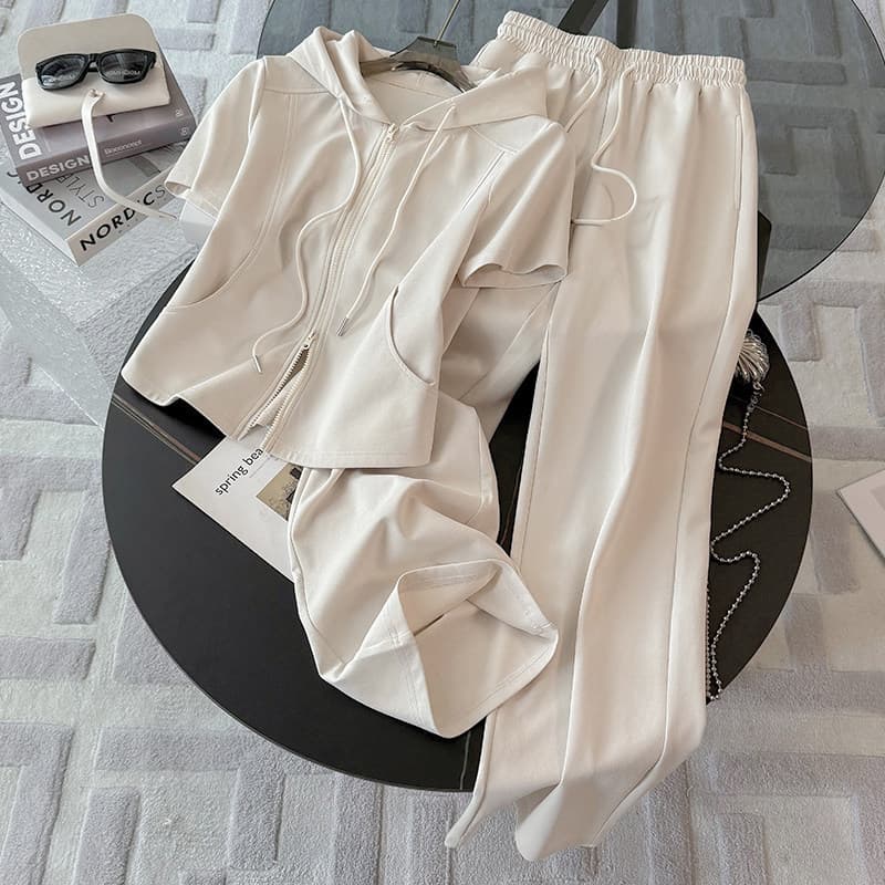 Shenzhen Nanyou Beige Two-Piece Set Women's Summer Trendy Street Style Fashionable Casual Age-Defying Wide-Leg Pants Set