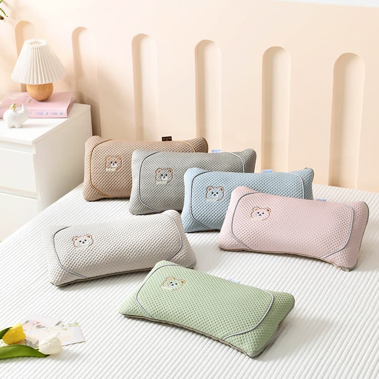 Cool Memory Foam Pillow, Cooling and Breathable Buckwheat Pillow for Infants and Toddlers, Portable Sleeping Pillow for Children and Students