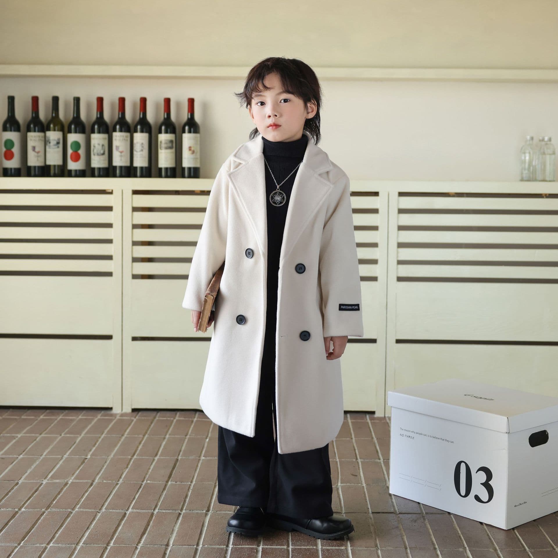 Boys' trench coat, long coat, autumn and winter style, British style, fashionable and cool woolen overcoat for big and medium-sized children.