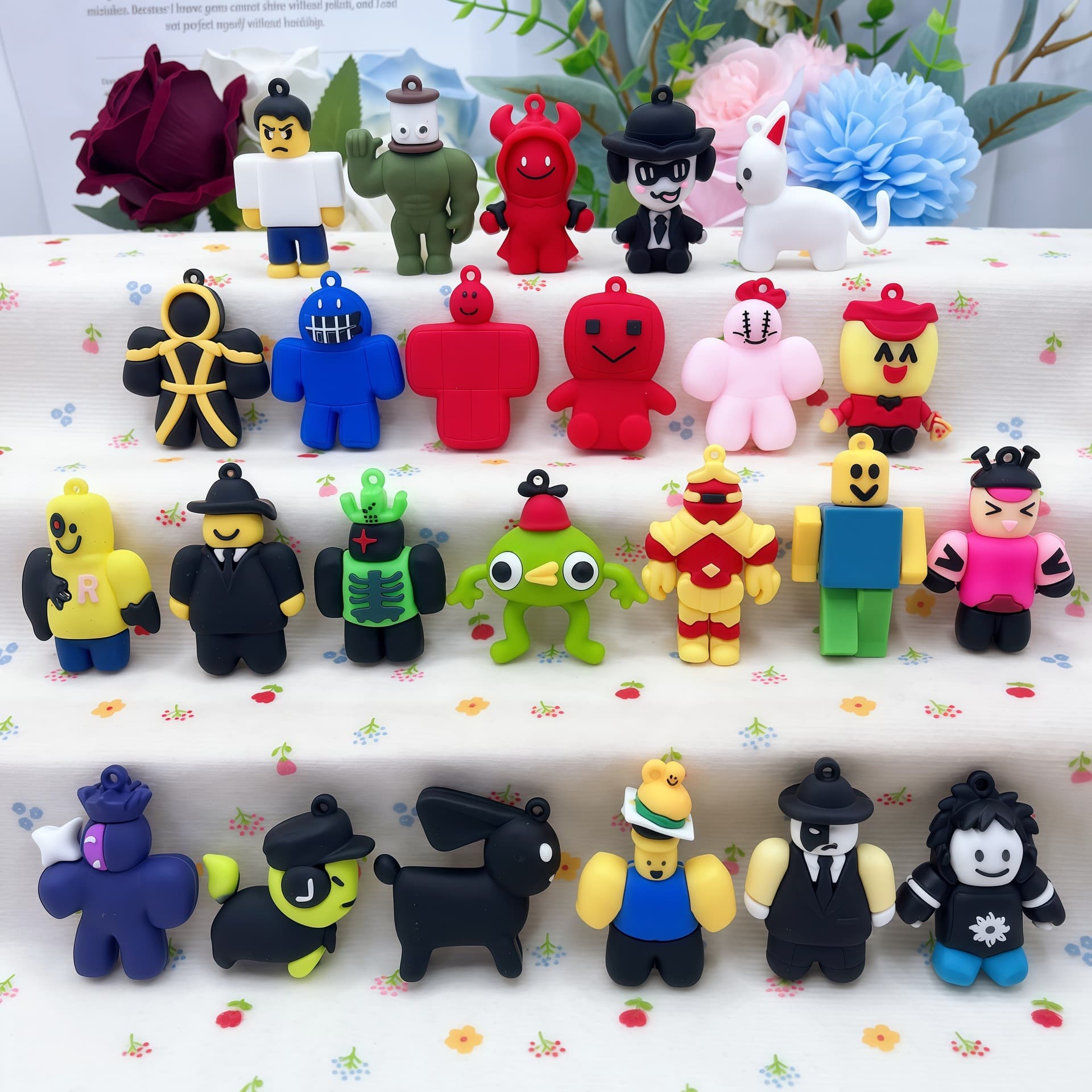 Roblox Keychain Sandbox Game Roblox Figure Pendant Blind Box Ornament Wholesale Roblox Keychain