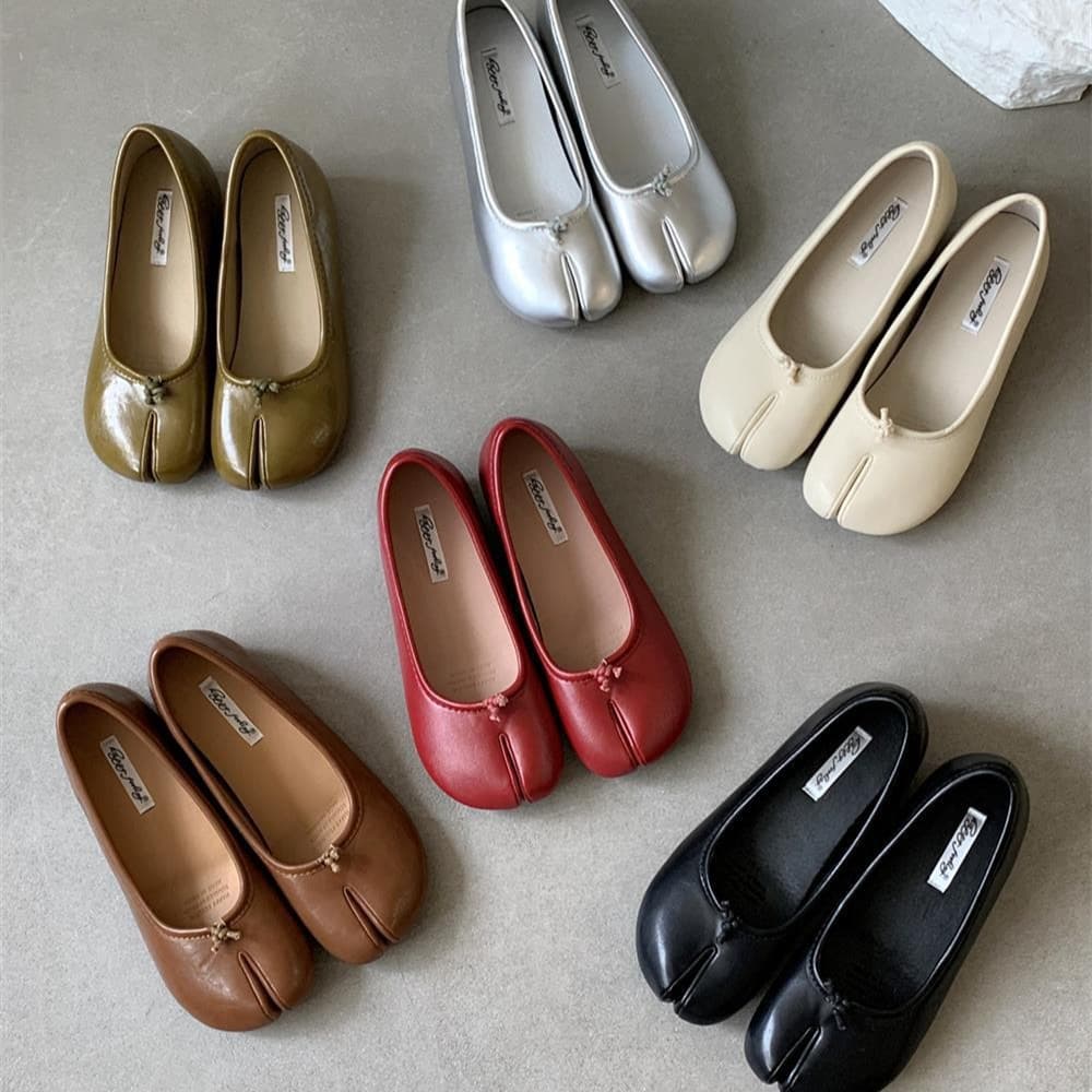 Height-Increasing 5CM Thick Sole Split-Toe Thumb Pig Hoof Shoes for Women, 2026 Spring Autumn Soft Leather Clogs Flat Horse Hoof Single Shoes