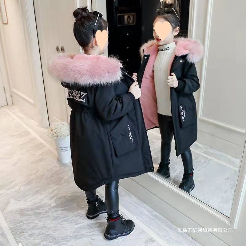 2025 New Girls' Padded Jacket with Fleece, Fashionable Mid-Length Winter Coat for Children