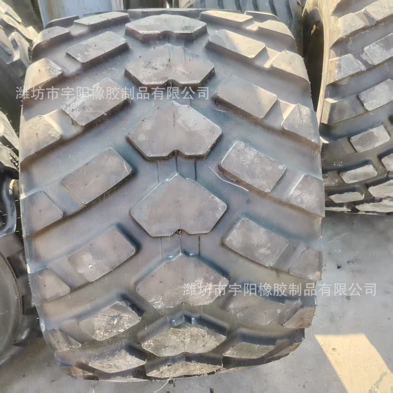Forestry tires, vacuum steel wire tires, 710/40R22.5, for agricultural harvesters.