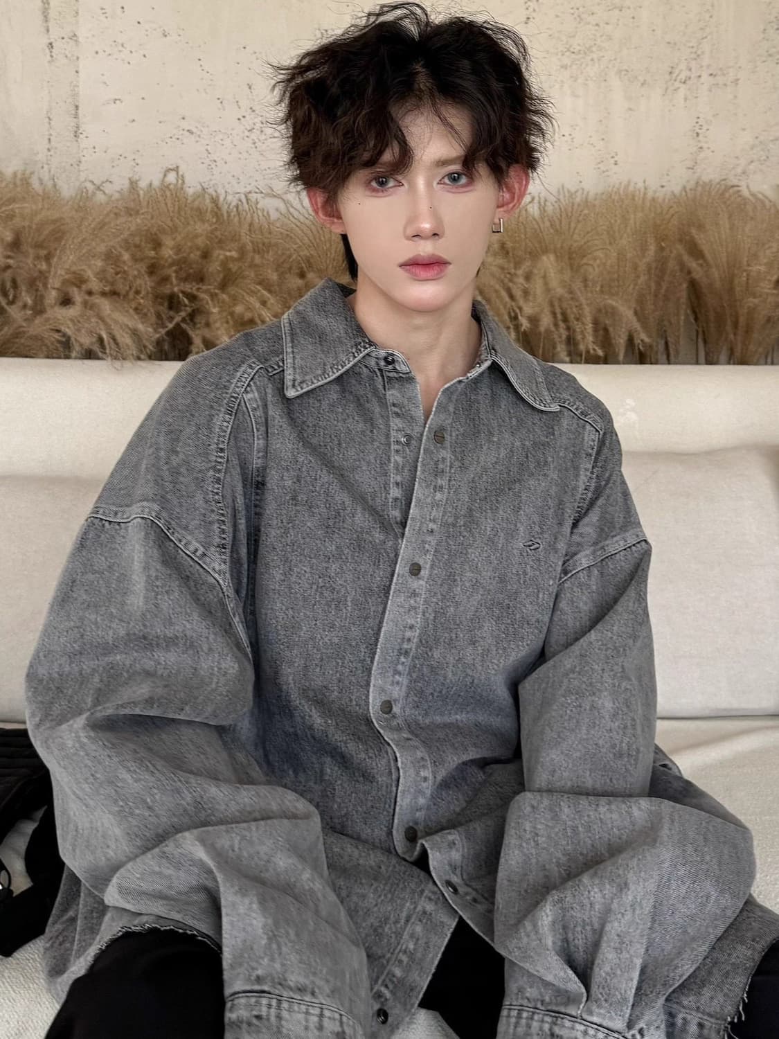 American Vintage Washed Gray Denim Shirt for Men, High-End Ripped Cleanfit Jacket, Loose Fit Shirt