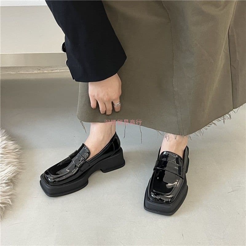 2025 Spring/Autumn New British Style Platform Square-Toe Retro Loafers, French Platform Heel Slip-On Women's Flats