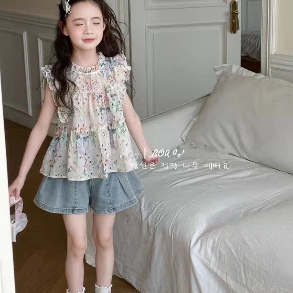 Korean Girls' Outfit Set Summer 2026 New French-Style Girls Lightweight Flutter-Sleeve Shirt and Denim Shorts Two-Piece Set