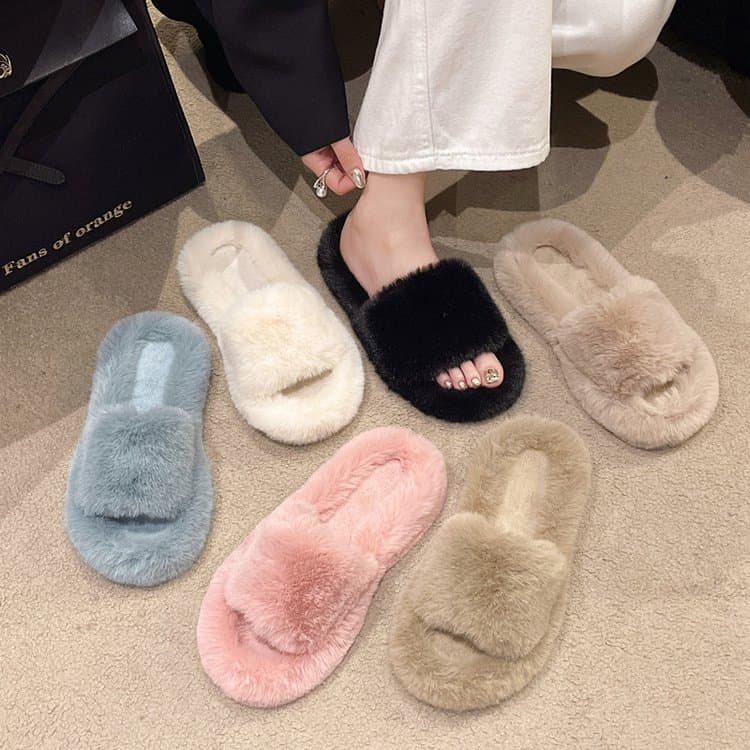 Premium Fuzzy Slippers for Women Outdoor Spring Autumn 2025 New Home Korean Chic Style One-Strap Cotton Slippers