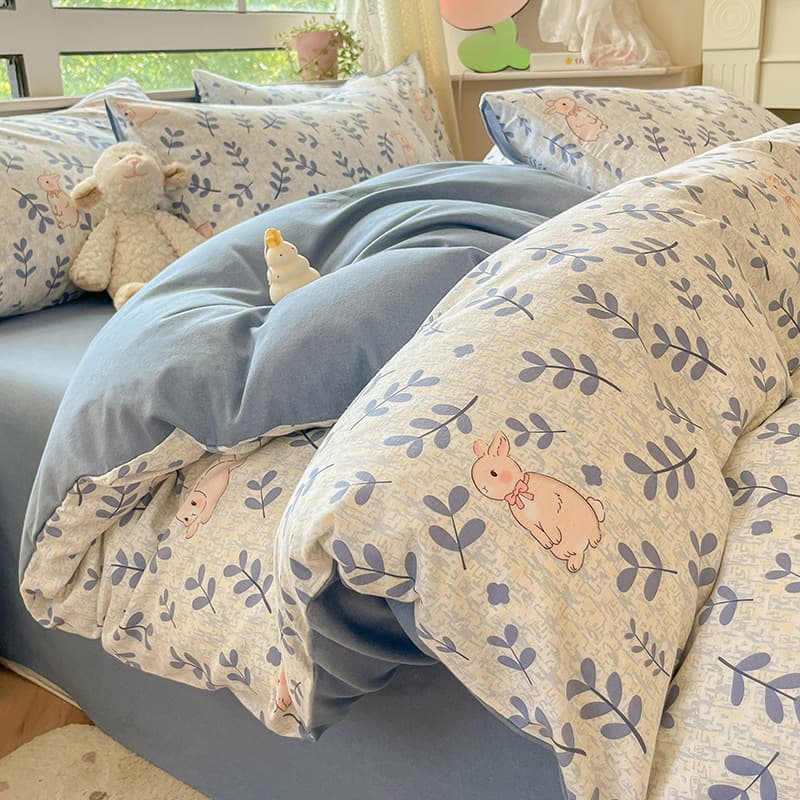 Thickened brushed bedding four-piece set, autumn and winter sheets, quilt cover, fitted sheet, pure cotton student dormitory three-piece set