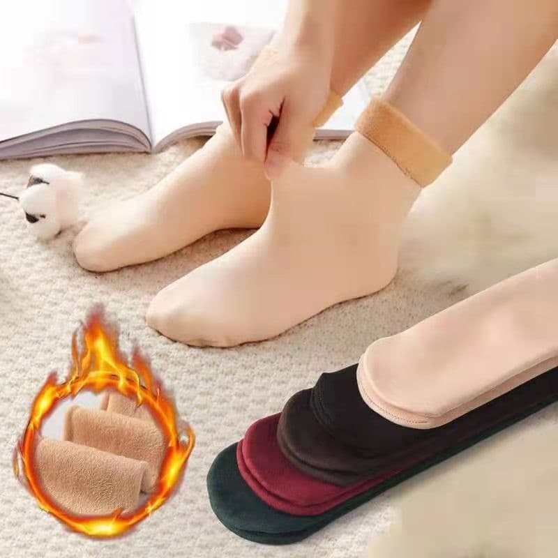 Autumn and winter women's plush and thick cold-proof self-heating snow socks, unisex floor socks, mid-calf socks wholesale.