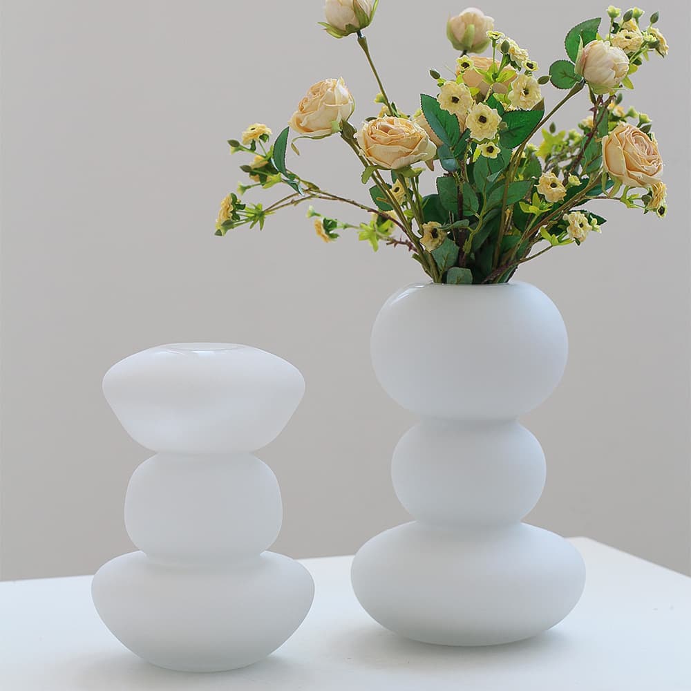 Modern Minimalist Vintage White Porcelain Glass Flower Creative Donut Vase Tabletop Living Room Hotel Soft Decoration Design Ornament
