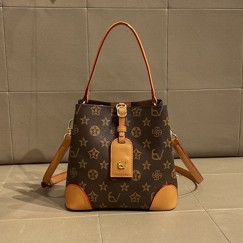 Soft Leather Bucket Bag Women's Crossbody Handbag Versatile Shoulder Bag Hong Kong Style Printed Design Spring 2024 Fashion