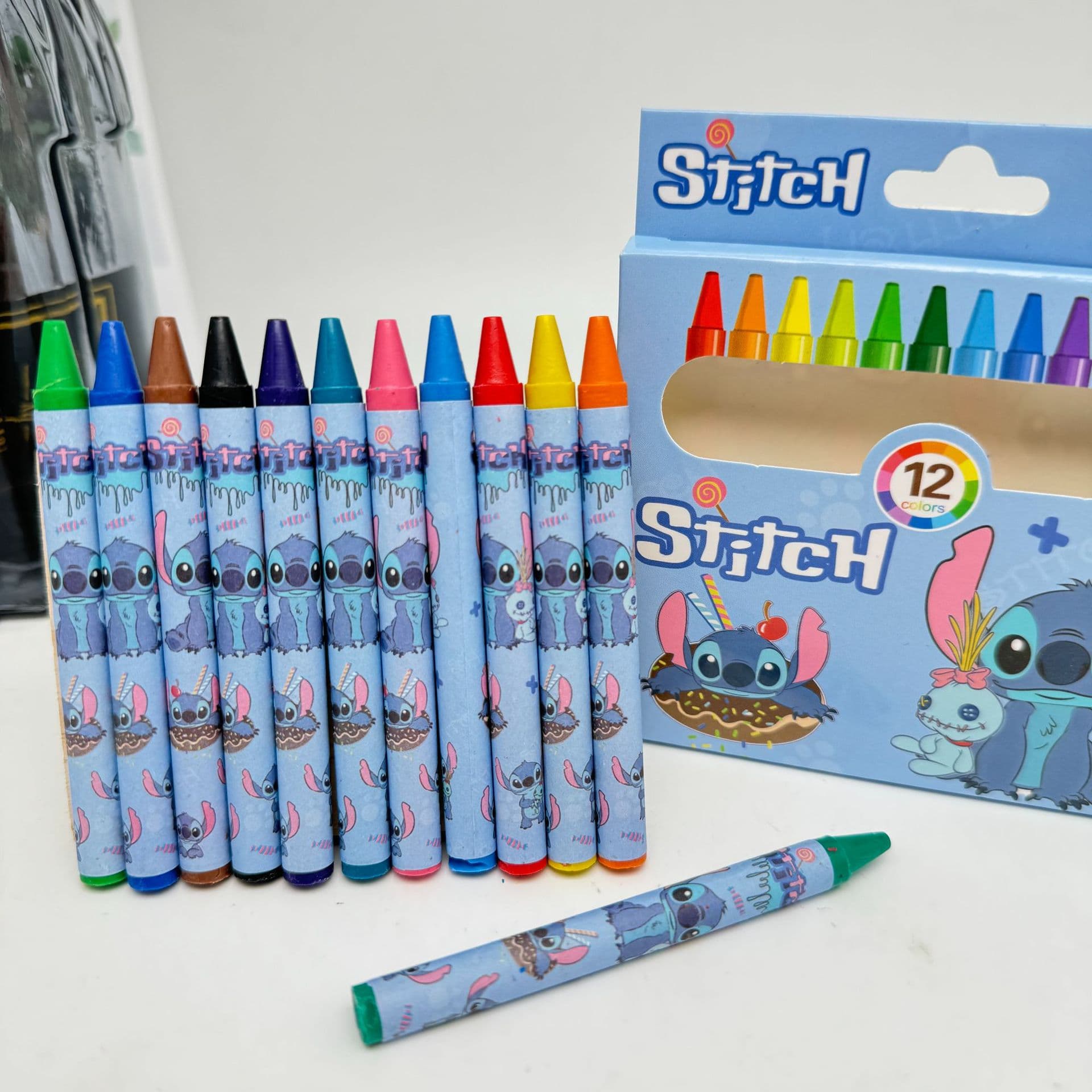 Stitch 12-color crayon Stitch Lilo Baby Blue Bunny oil pastel coloring brush kindergarten prizes