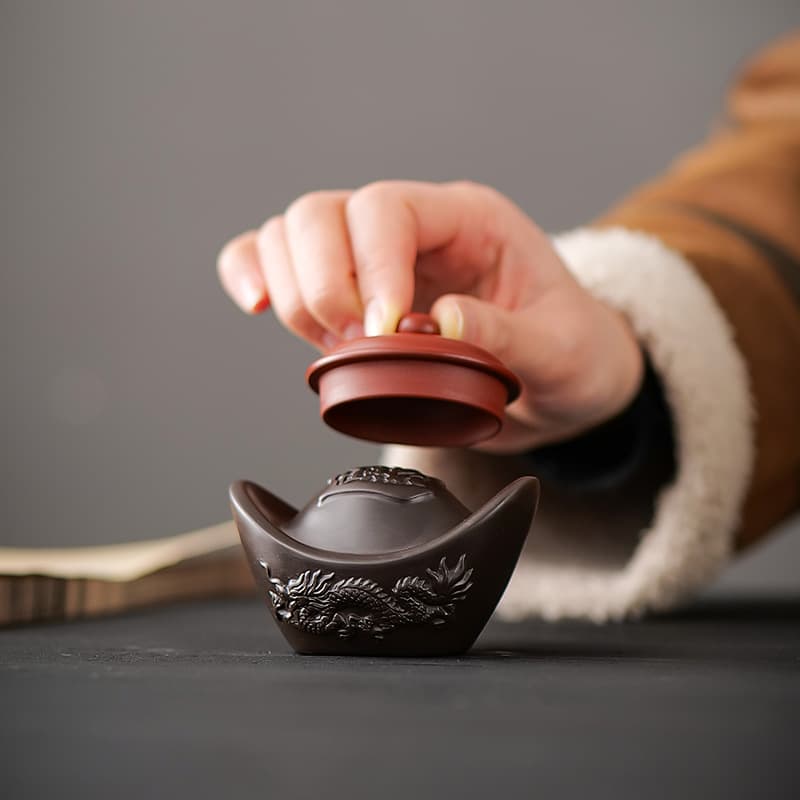 Tea Pet Ornament Fortune Lid Rest Kung Fu Tea Set Purple Clay Accessory Zhu Ni Guanyin Hand Lid Holder Funnel Tea Brewing