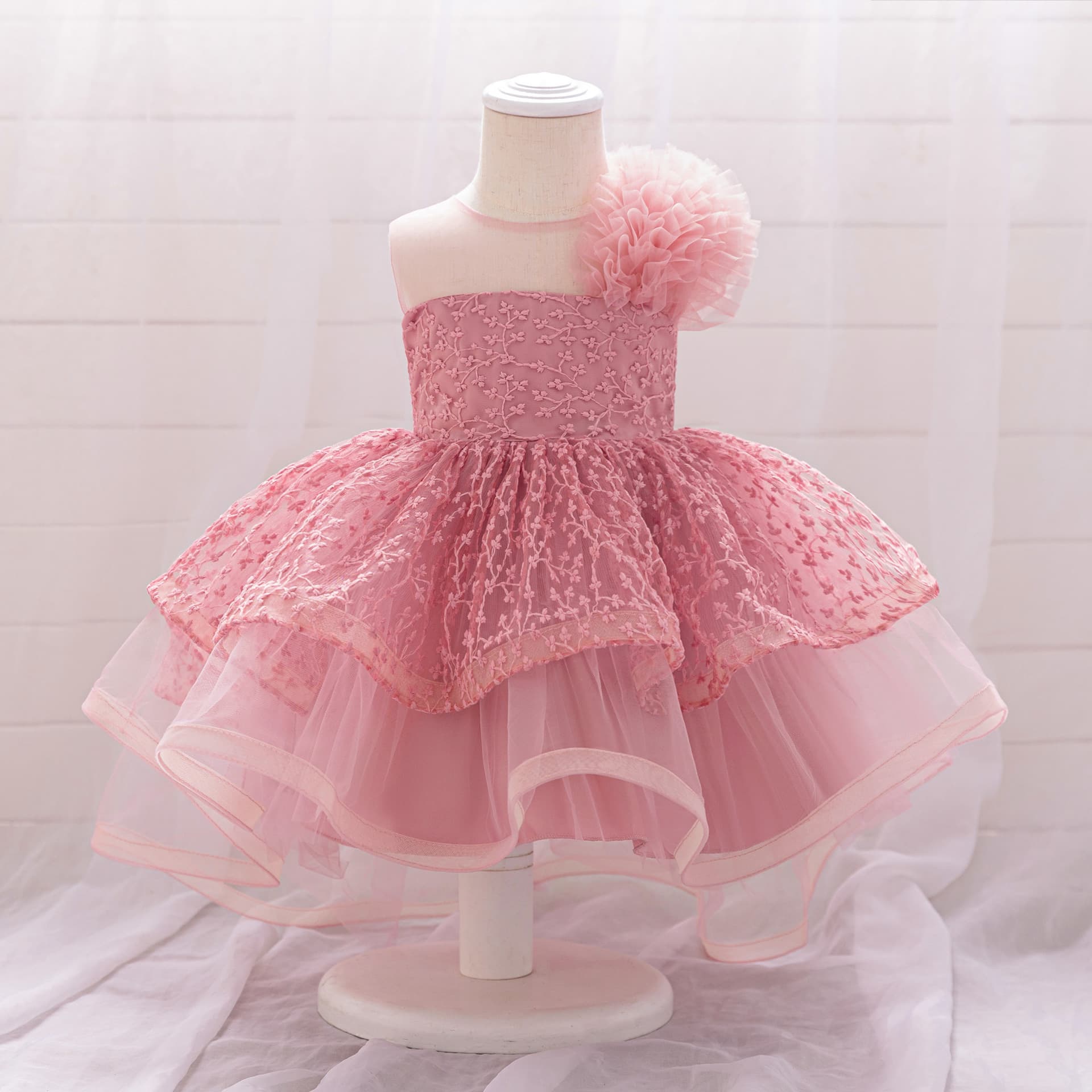 Amazon one-year-old baby tuxedo skirt girls embroidered embroidered mesh dress children's birthday party catwalk dress