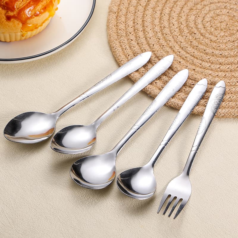 Small spoon commercial tableware long handle soup stainless steel spoon household student canteen restaurant eating spoon wholesale