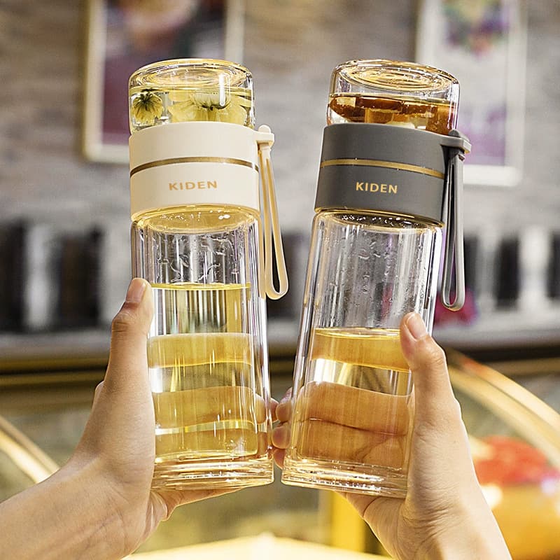 Gift double-layer insulated glass cup wholesale heat-resistant portable tea cup tea water separation cup high temperature resistant glass cup