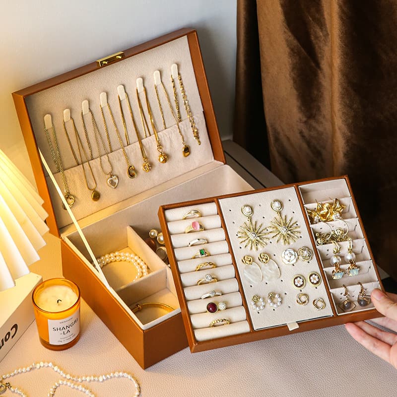 Large Capacity Jewelry Box Storage Case Rings Earrings Necklaces Bracelets Watch Luxury Sensation Packaging Box Vintage Green