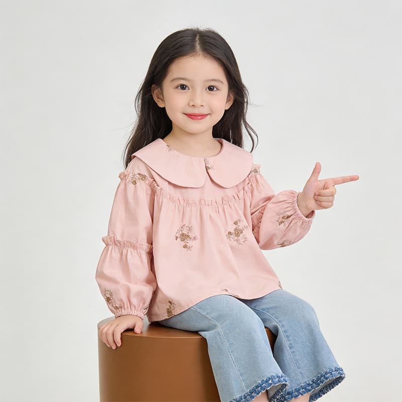 Girls' Shirts 2026 New Children's Spring and Autumn Babydoll Shirts Little Girls Fashionable Flower Embroidered Shirts