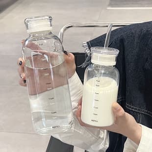 Ins Style Simple Double-Lid Glass Cup with Lid, Scale, and Straw, High Borosilicate Water Cup, Portable Cup, High-End Aesthetic On-the-Go Cup