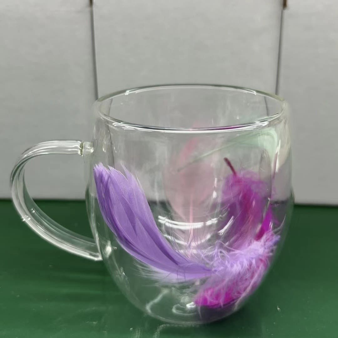 Double-walled glass cup with real flower design, high borosilicate glass, creative household cup with handle, dried flower glass.