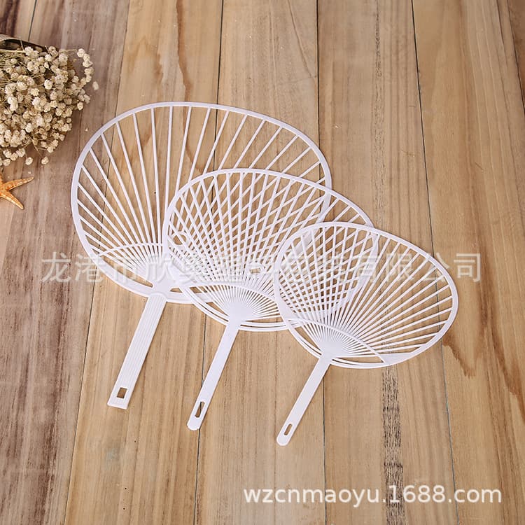 Plastic Cartoon PP Advertising Fan, Rubber Fan Gift, Round and Palm-leaf Shaped Fans, Plastic Frame, Bulk Stock Available