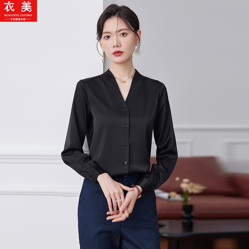 Women's black long-sleeved shirt, fashionable and stylish, perfect for spring and autumn, V-neck satin blouse, sophisticated and professional look, workwear style.