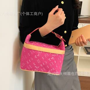 2026 new monogram denim crossbody bag for women fashionable versatile shoulder bag commuting small bag high-end sense underarm bag