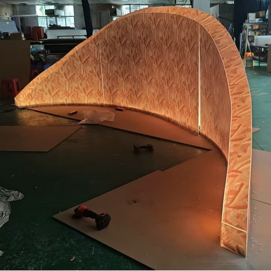 Glowing Acrylic Decorative Walls - Illuminated Display Cases, Custom Large Acrylic Decorative Ornaments and Lighting Fixtures